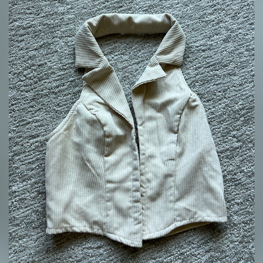 NWT Ribbed halter, collared crop top